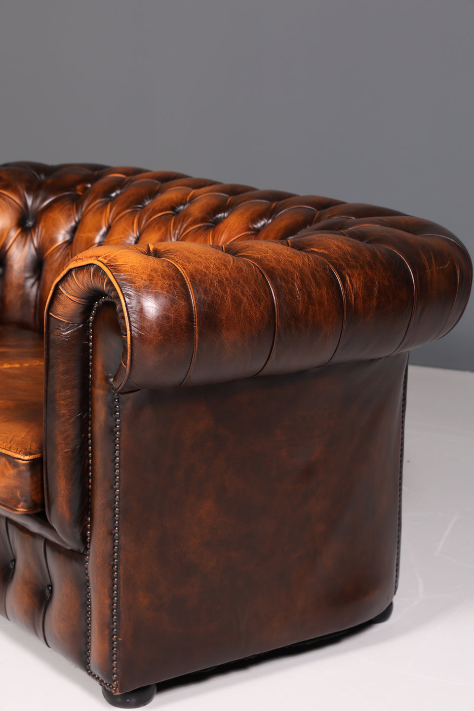 Original Chesterfield 2er Sofa Englisch echt Leder Couch 2 von 2