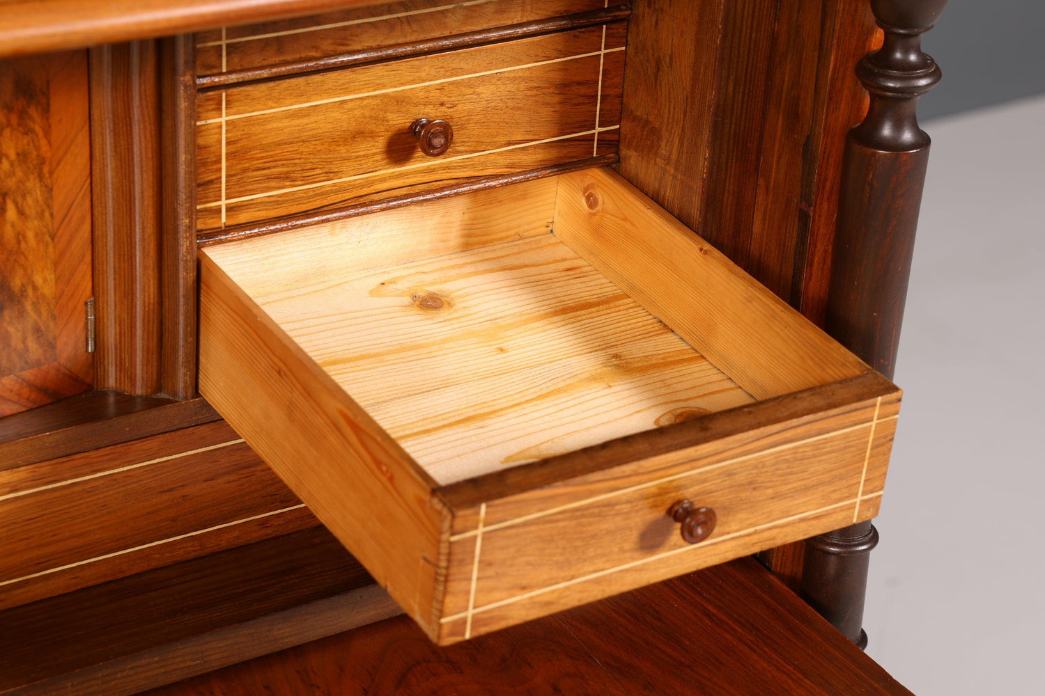 Stilvoller Gründerzeit Sekretär Vertiko Jugendstil Highboard Louis Philippe Kommode um 1880