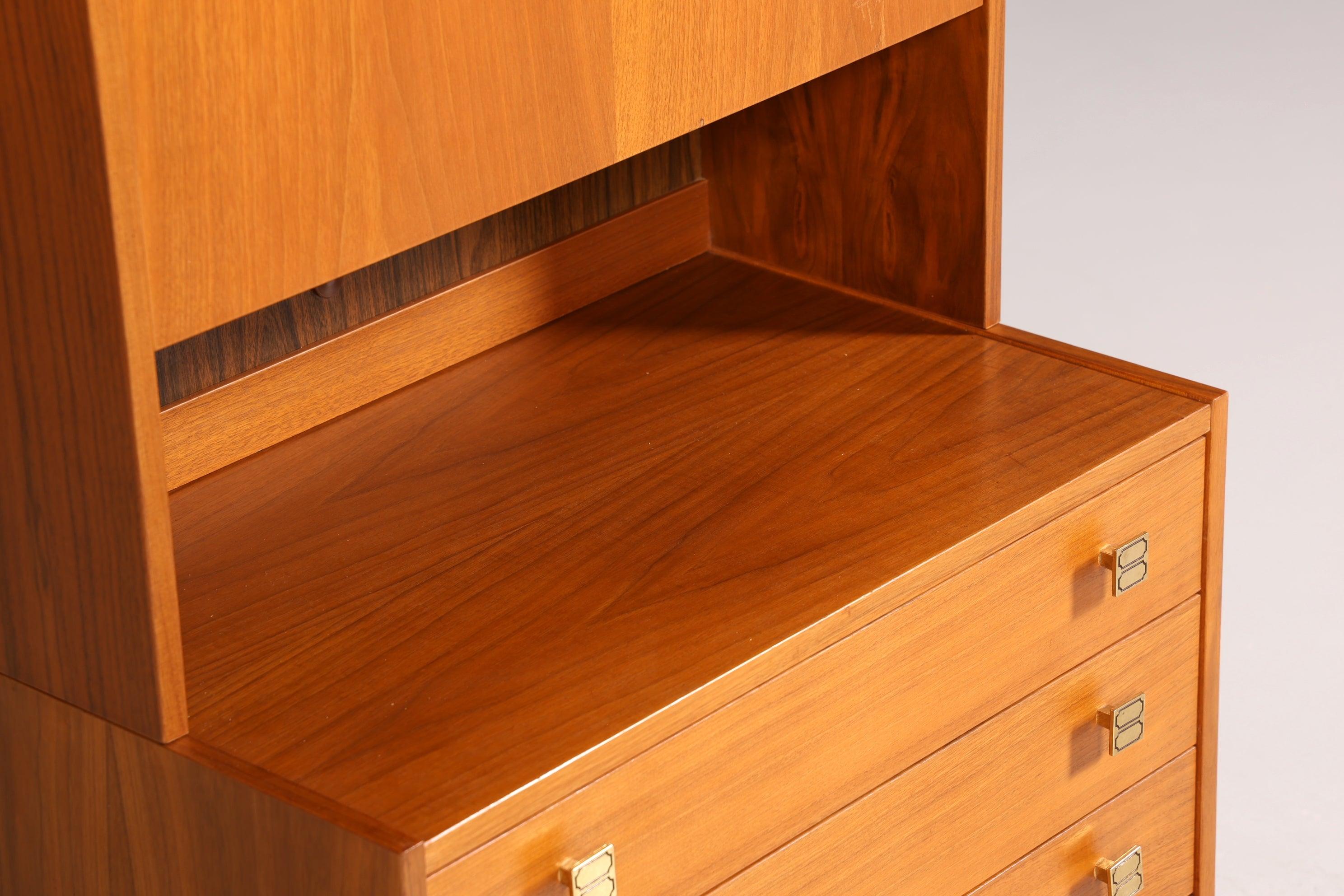 Wunderschönes Mid Century Regal Teak Holz Danish Design Bar Schrank Retro Kommode Bücherregal 60s