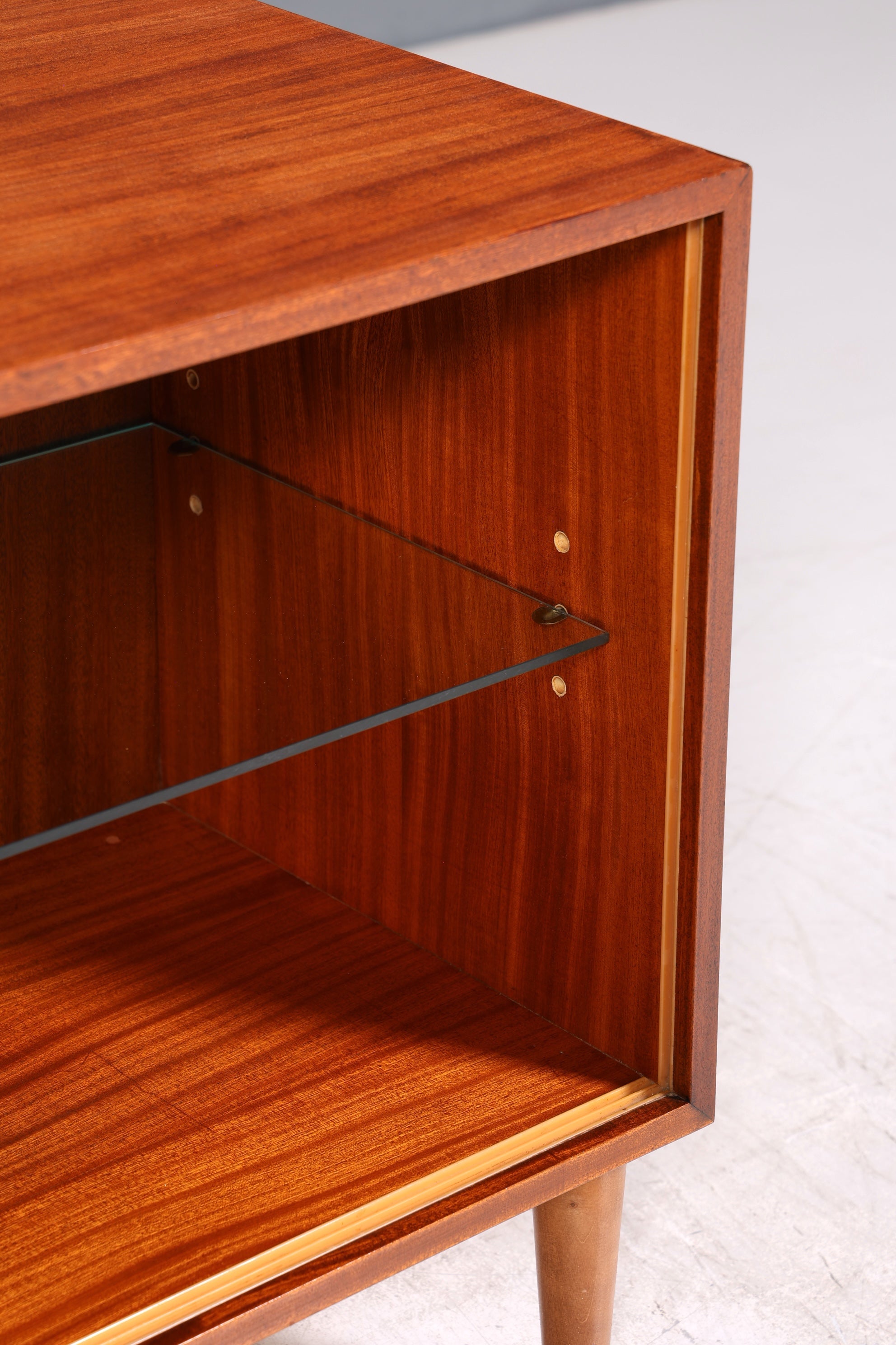 Traumhafte Mid Century Vitrine Vintage Schrank Retro Glas Regal Bücherregal