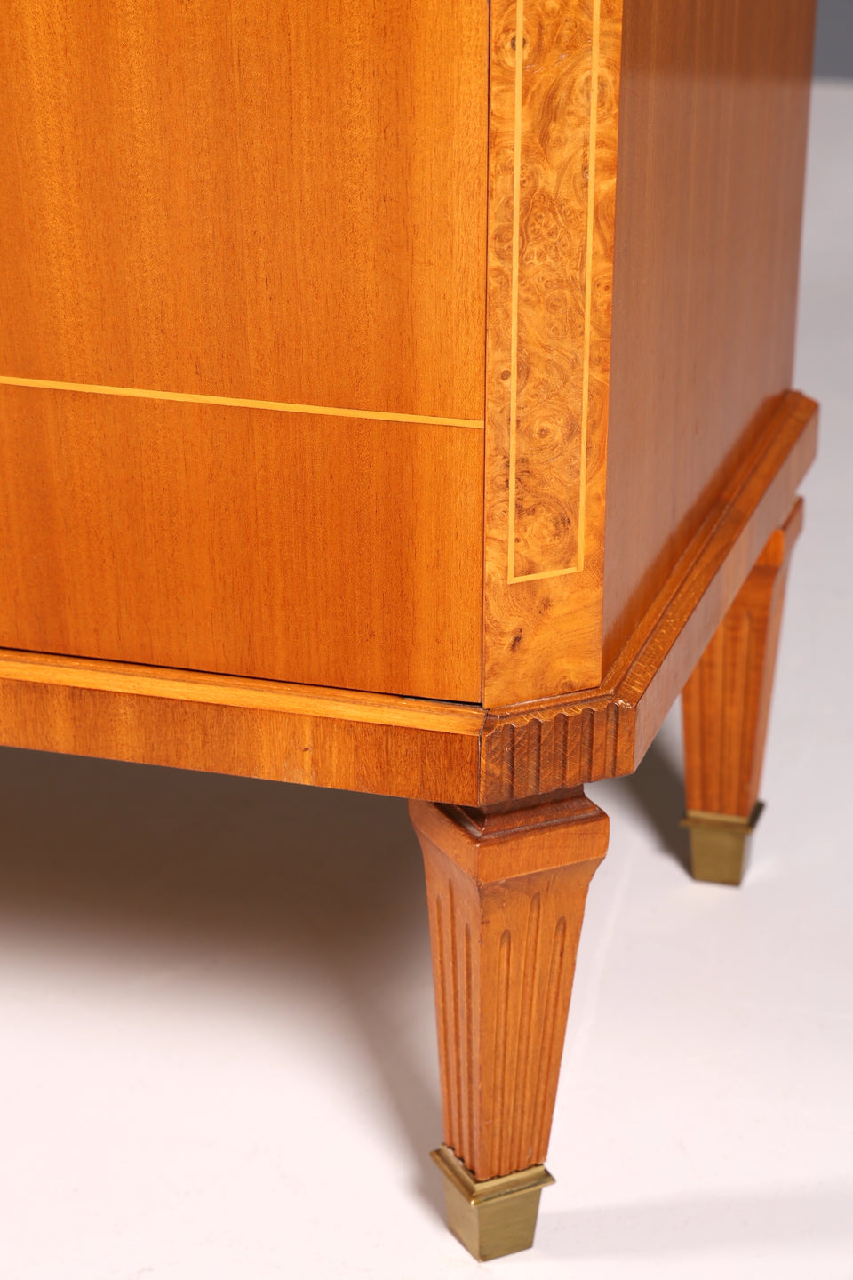 Traumhafter Skandinavischer Schrank echt Holz Sideboard Mid Century Büro Kommode