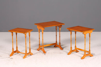 Filigranes Englisches Tisch Set Couchtisch 3er Satz Eibe Ablagetisch Beistelltisch Satztische Antik Vintage