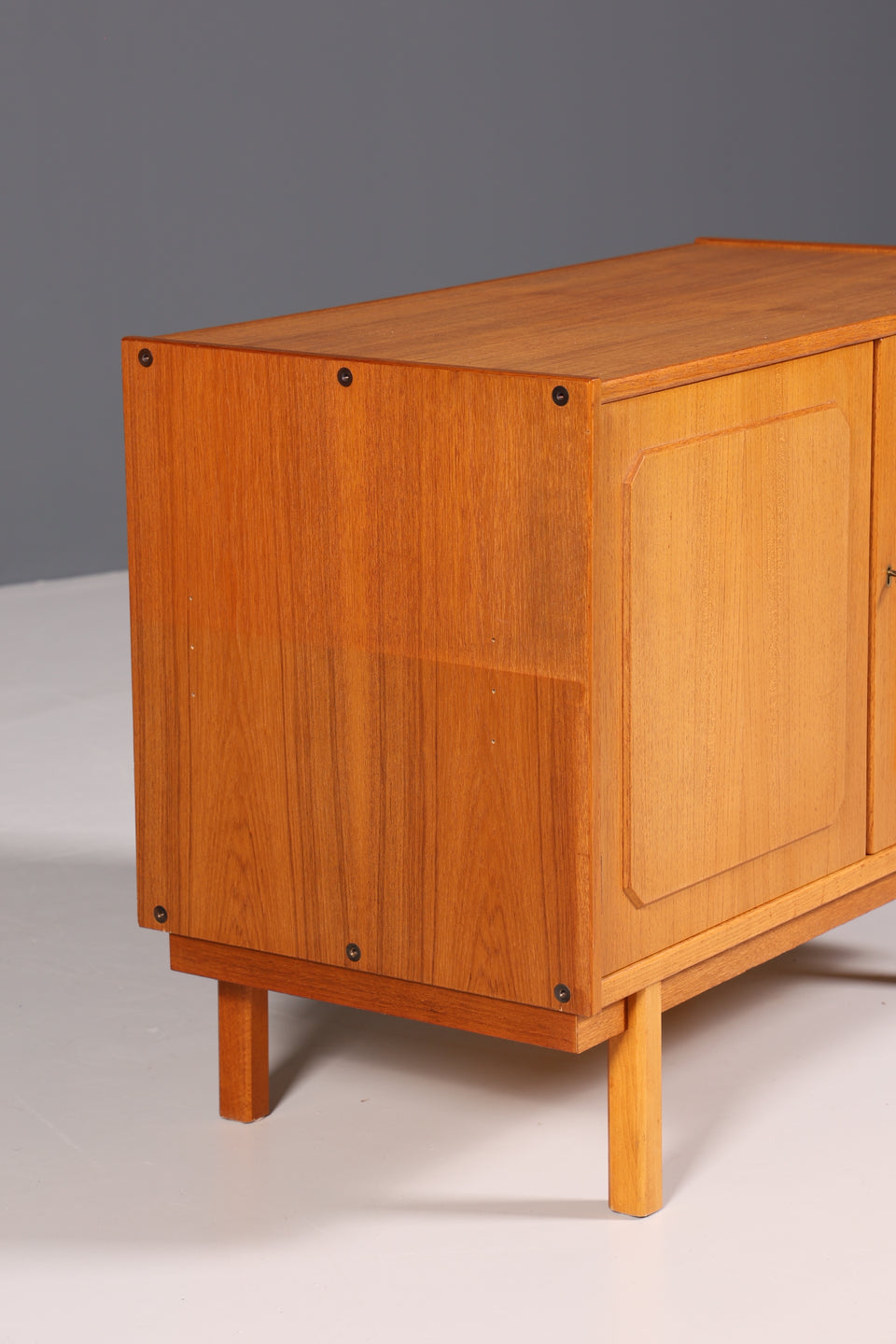 Wunderschöne Kommode "Made in Sweden" Teak Holz Schrank Retro Sideboard 2 von 2