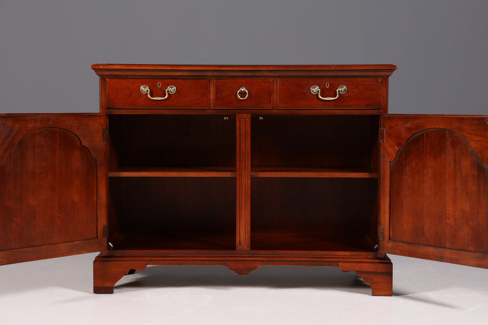 Traumhaftes Sideboard der Marke Drexel Heritage USA Antik Stil Kommode
