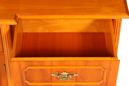 Traumhaftes Englisches Sideboard Eibe Schrank Antik Stil Buffetschrank Kommode
