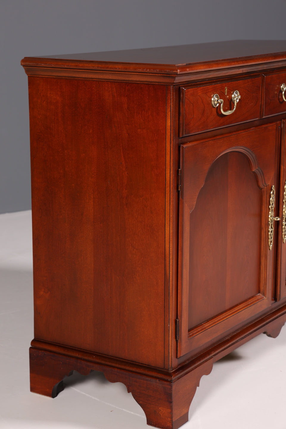 Traumhaftes Sideboard der Marke Drexel Heritage USA Antik Stil Kommode
