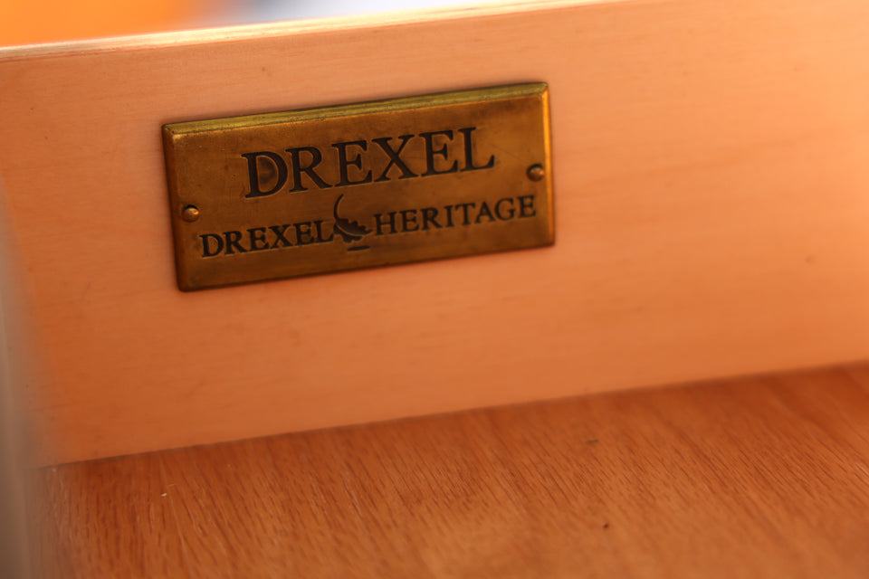 Traumhaftes Sideboard der Marke Drexel Heritage USA Antik Stil Kommode