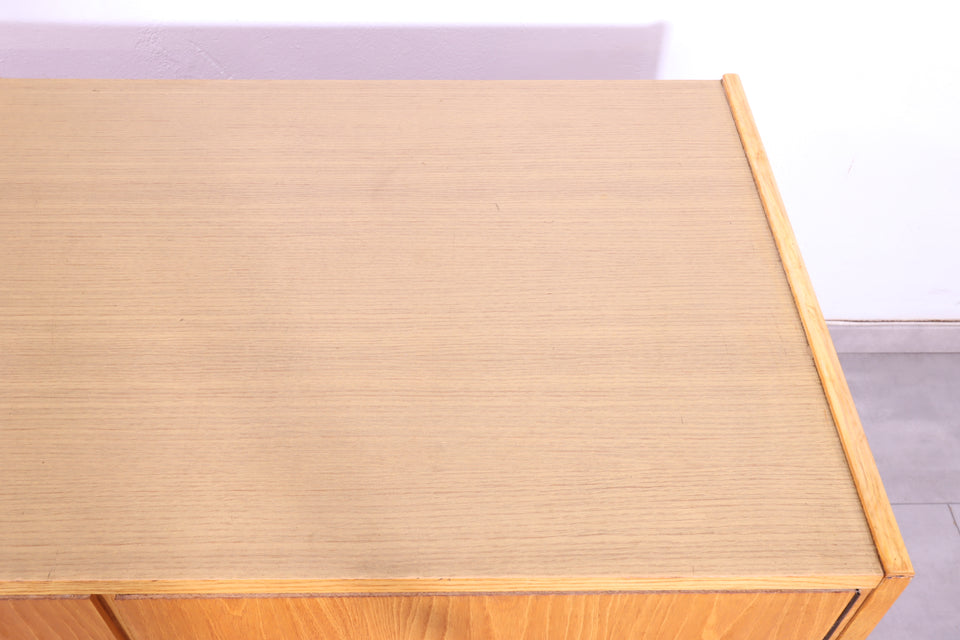 Schlichte Mid Century Kommode Retro 70s Flur Schrank