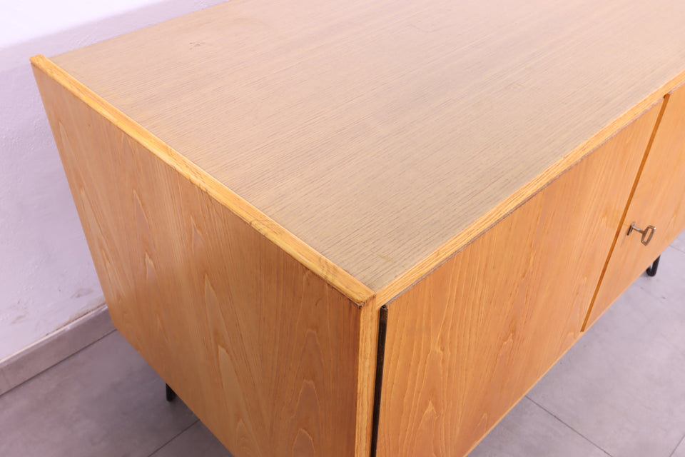 Schlichte Mid Century Kommode Retro 70s Flur Schrank