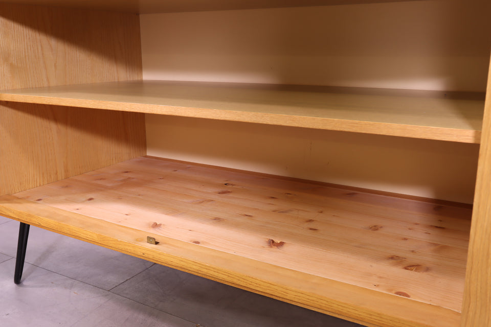 Schlichte Mid Century Kommode Retro 70s Flur Schrank
