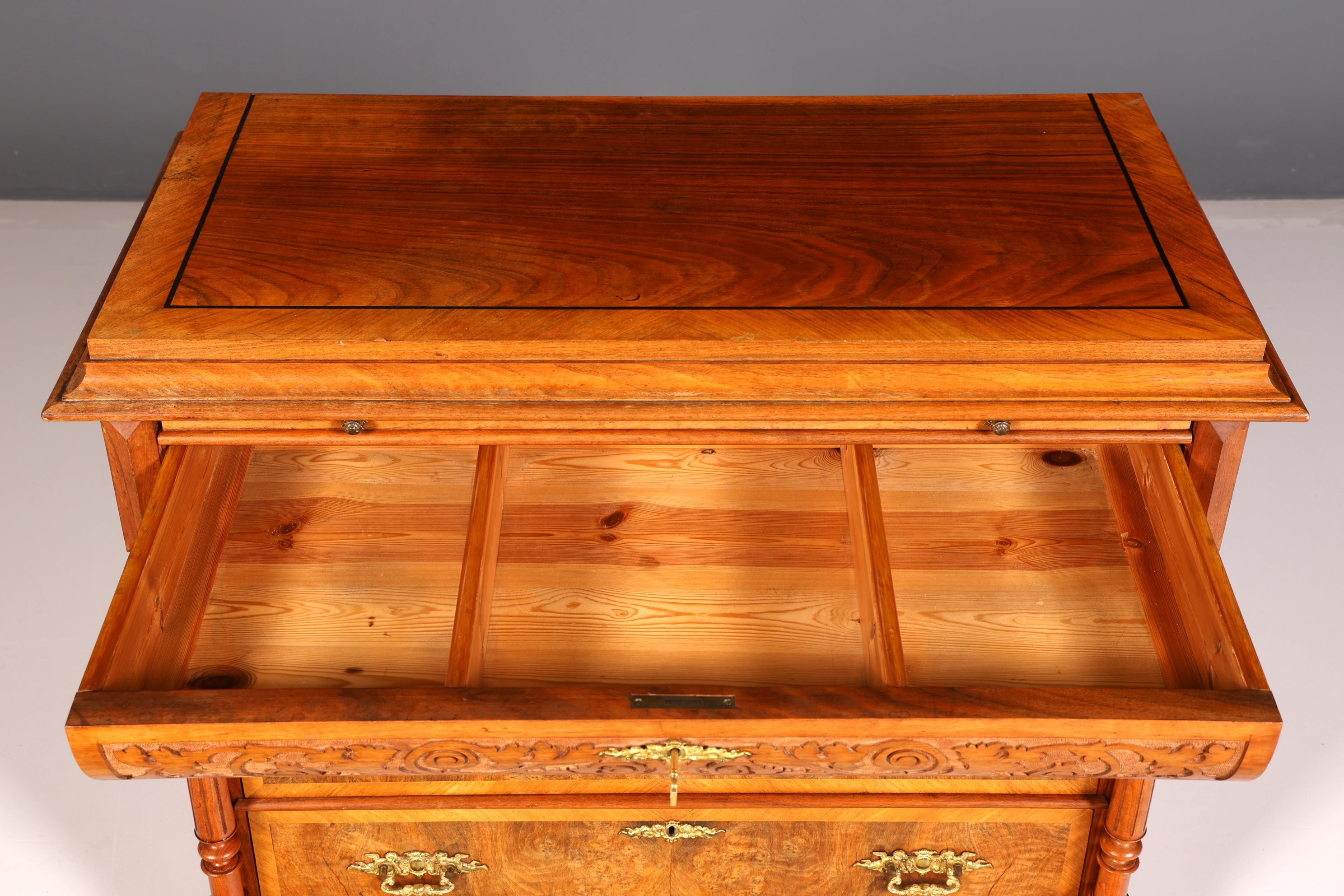 Wunderschöne Gründerzeit Kommode Jugendstil Antik Sideboard Schubladenkommode Wäschekommode Massivholz