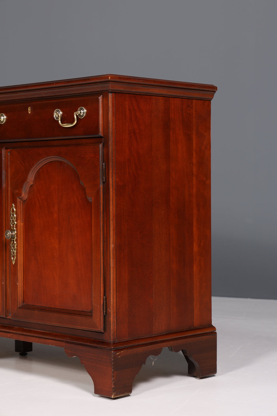 Wunderschöne Drexel Heritage Sideboard Antik Stil Schrank
