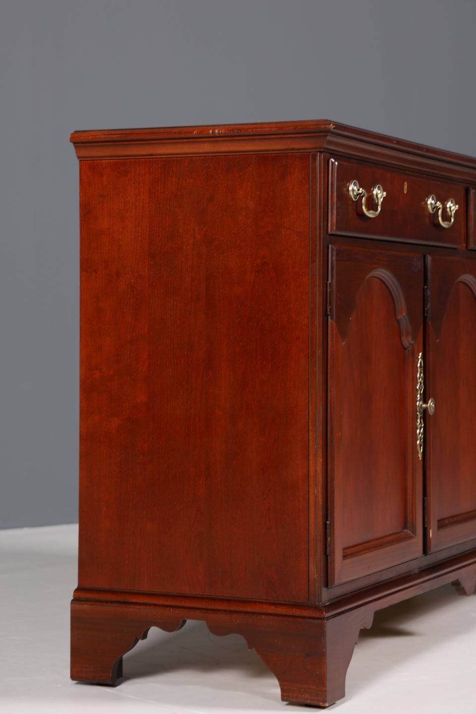 Wunderschöne Drexel Heritage Sideboard Antik Stil Schrank