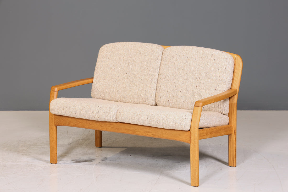 Wunderschönes Original Dyrlund Sofa Mid Century Couch echt Holz 2- Sitzer Canapé