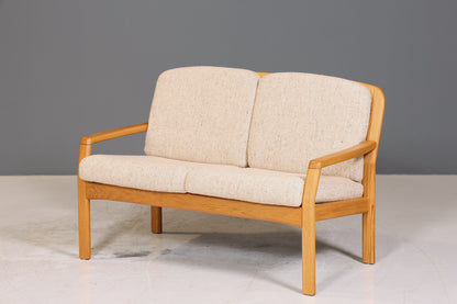 Wunderschönes Original Dyrlund Sofa Mid Century Couch echt Holz 2- Sitzer Canapé