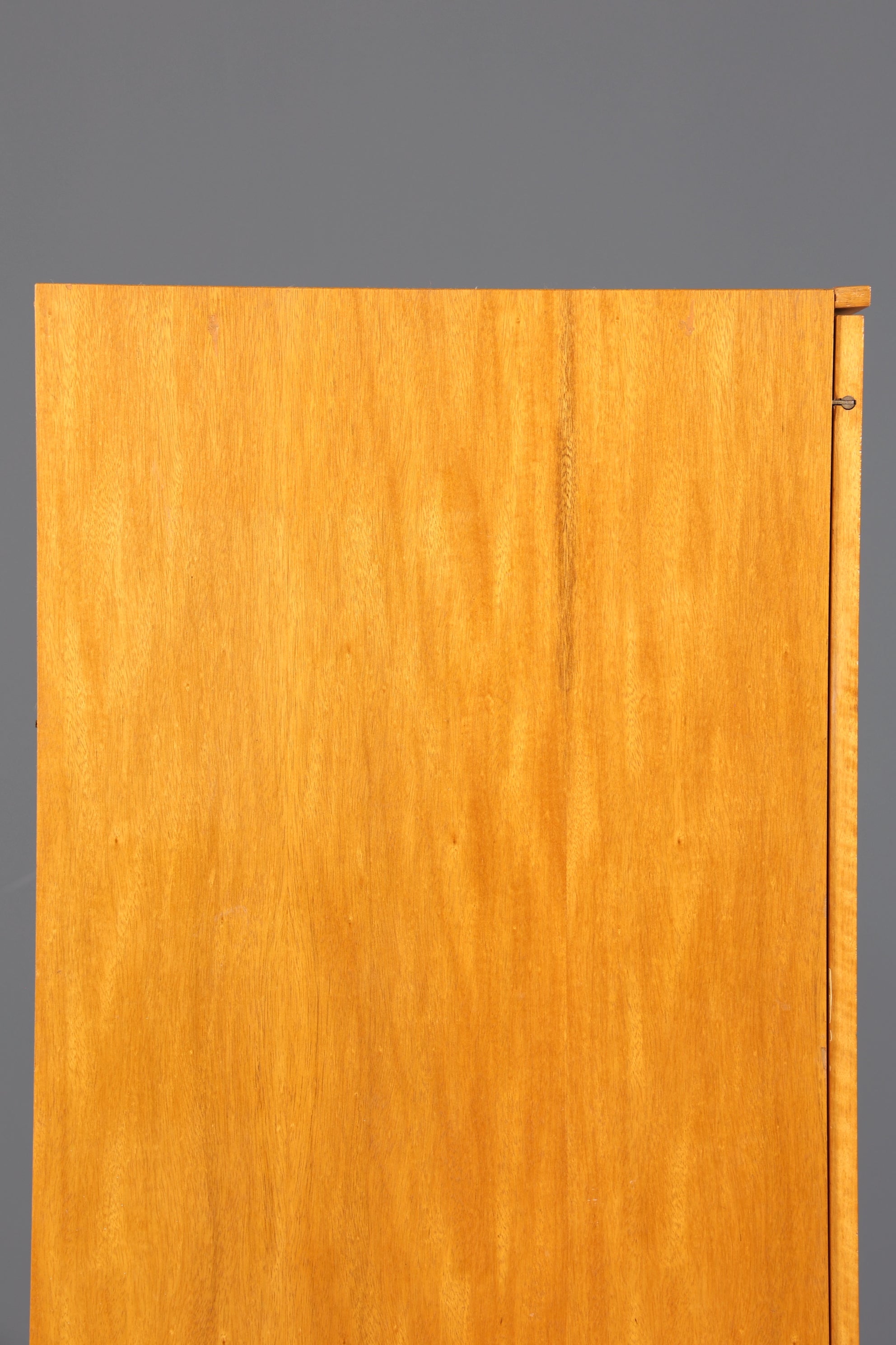 Traumhafter Mid Century Kleiderschrank Vintage Schrank Retro Wäscheschrank