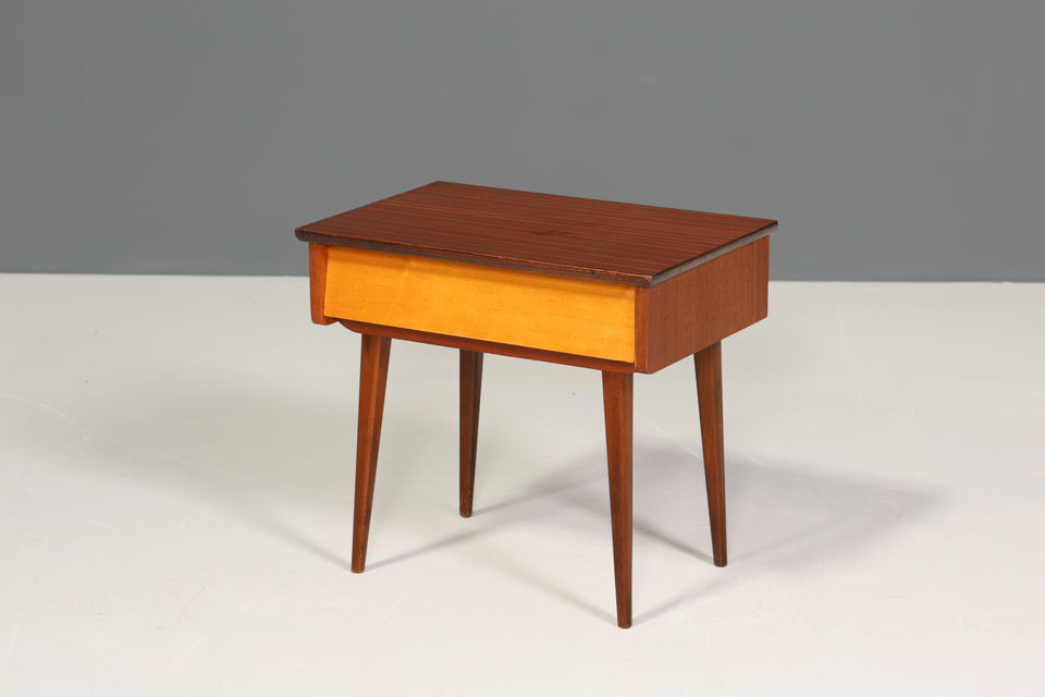 Wunderschöner Mid Century Beistelltisch Ablage Nachttisch Danish Design 60s 1 von 2