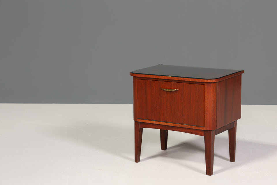 Wunderschöne Mid Century Kommode Retro Nachttisch 1 von 2