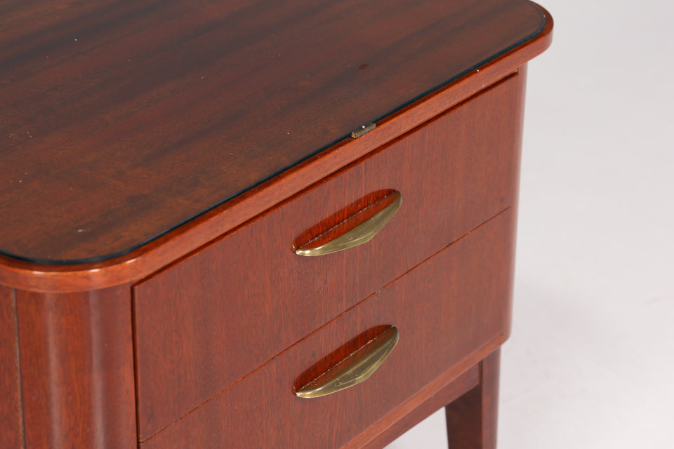 Wunderschöne Mid Century Kommode Retro Nachttisch 2 von 2