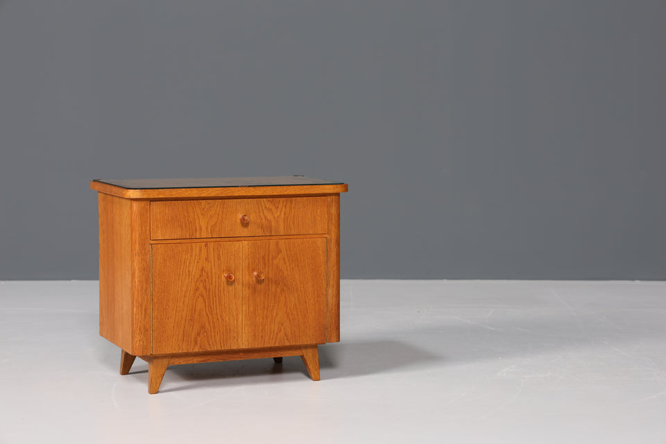 Schlichte Mid Century Retro Kommode 60s Vintage Nachttisch 2 von 2
