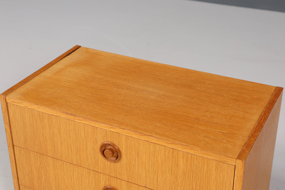 Schlichte Mid Century Kommode Retro Schränkchen