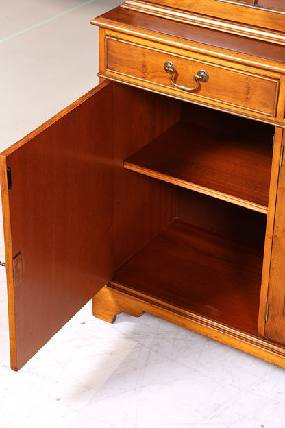 Wunderschöne Englische Vitrine Bücherschrank Buffet Antik Stil Englisch Eibe Glasvitrine Bibliothek