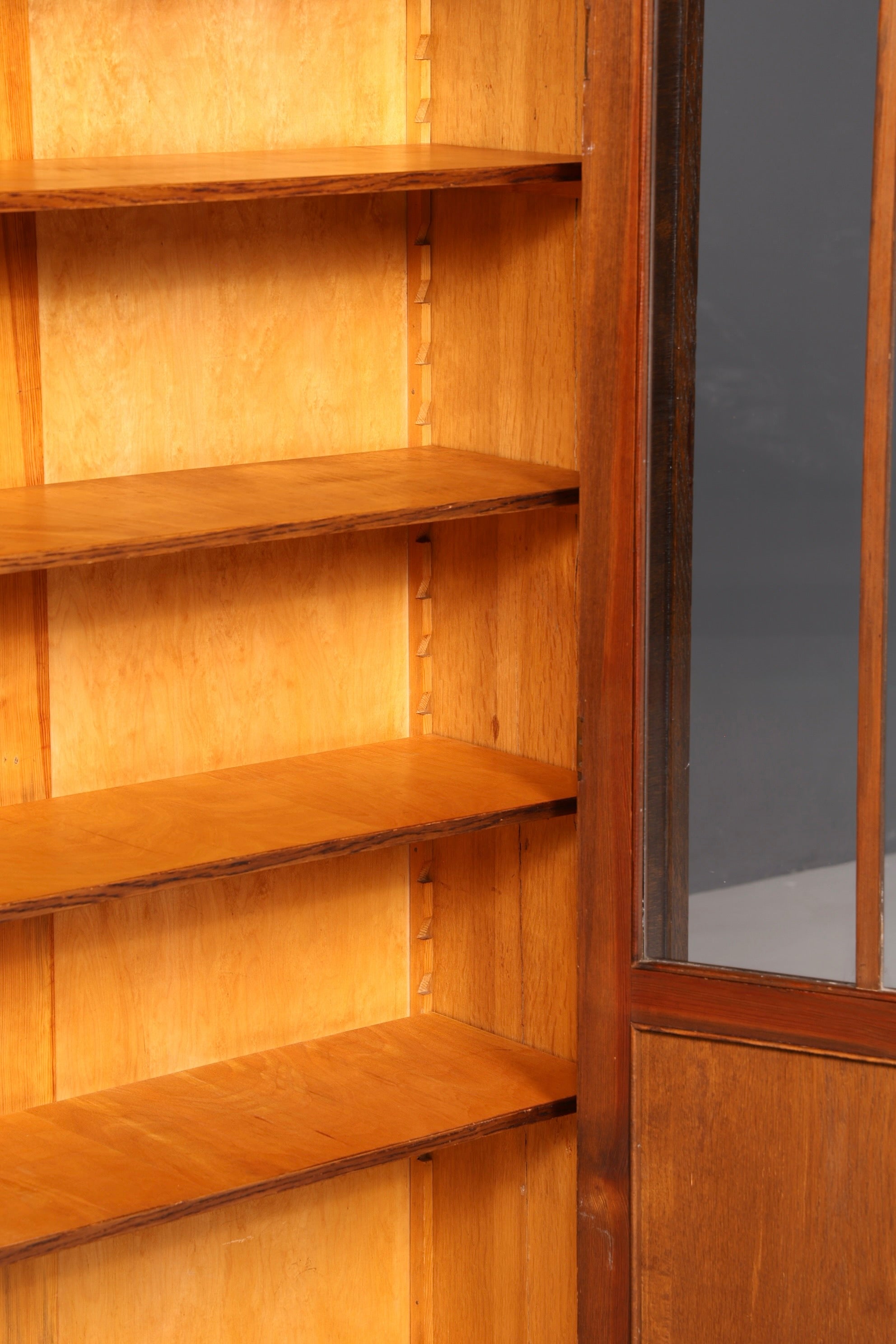 G800 Finish Traumhafte Jugendstil Vitrine Antike Holz Bücherschrank Eiche Antik Schrank Geschirrschrank (Kopie)