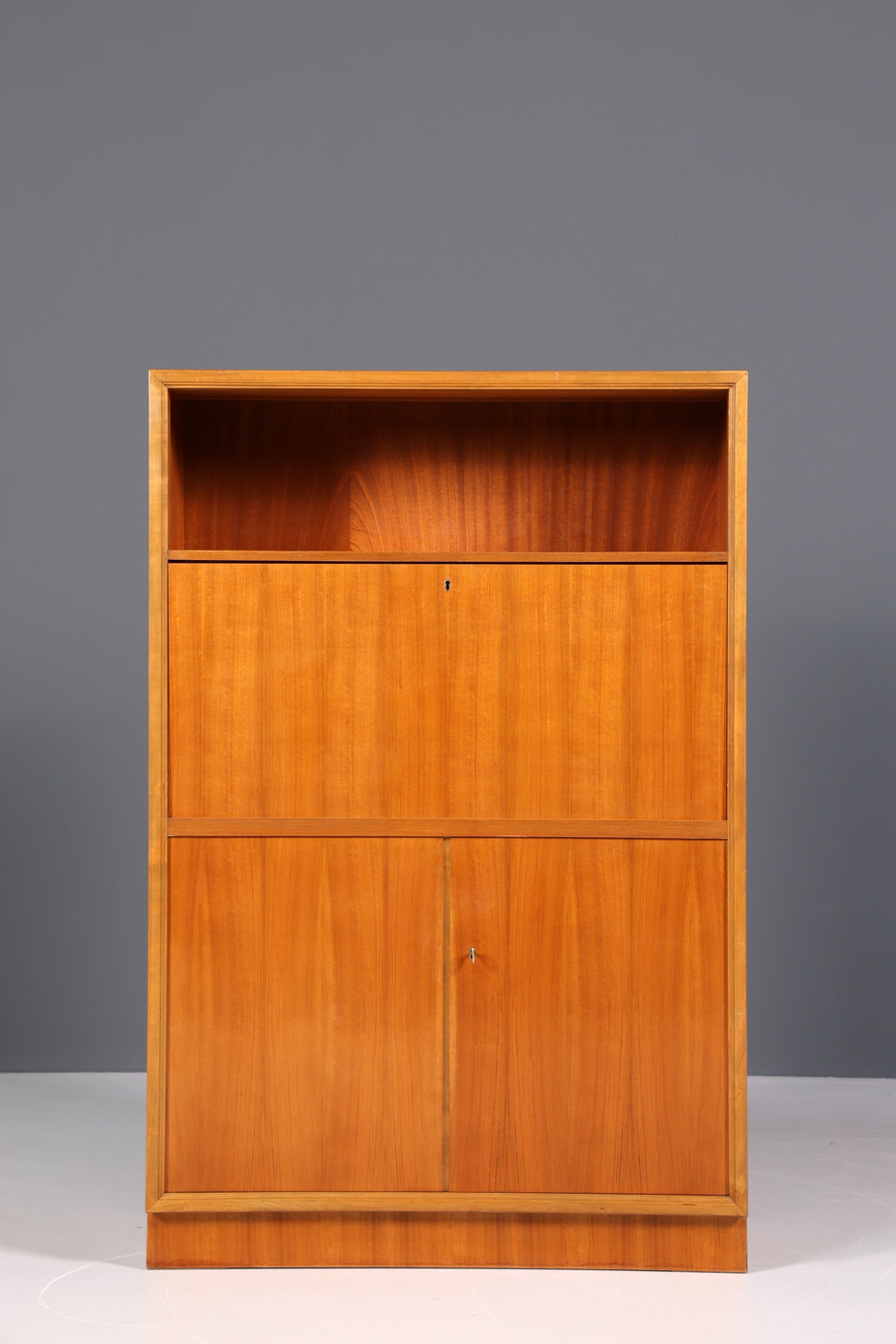 Wunderschöner Mid Century Highboard Vintage Sekretär