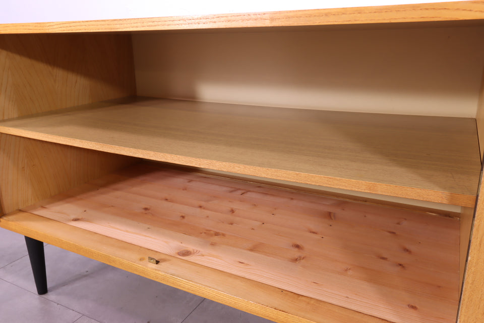 Schlichte Mid Century Kommode Retro 60s 70s Flur Schrank