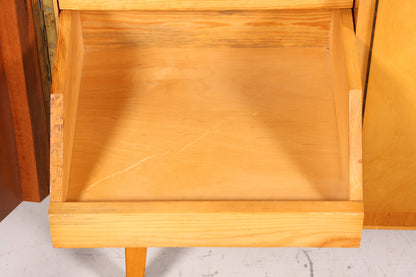 Wunderschöner Mid Century Schrank 60er Jahre Kleiderschrank Wäscheschrank Aktenschrank