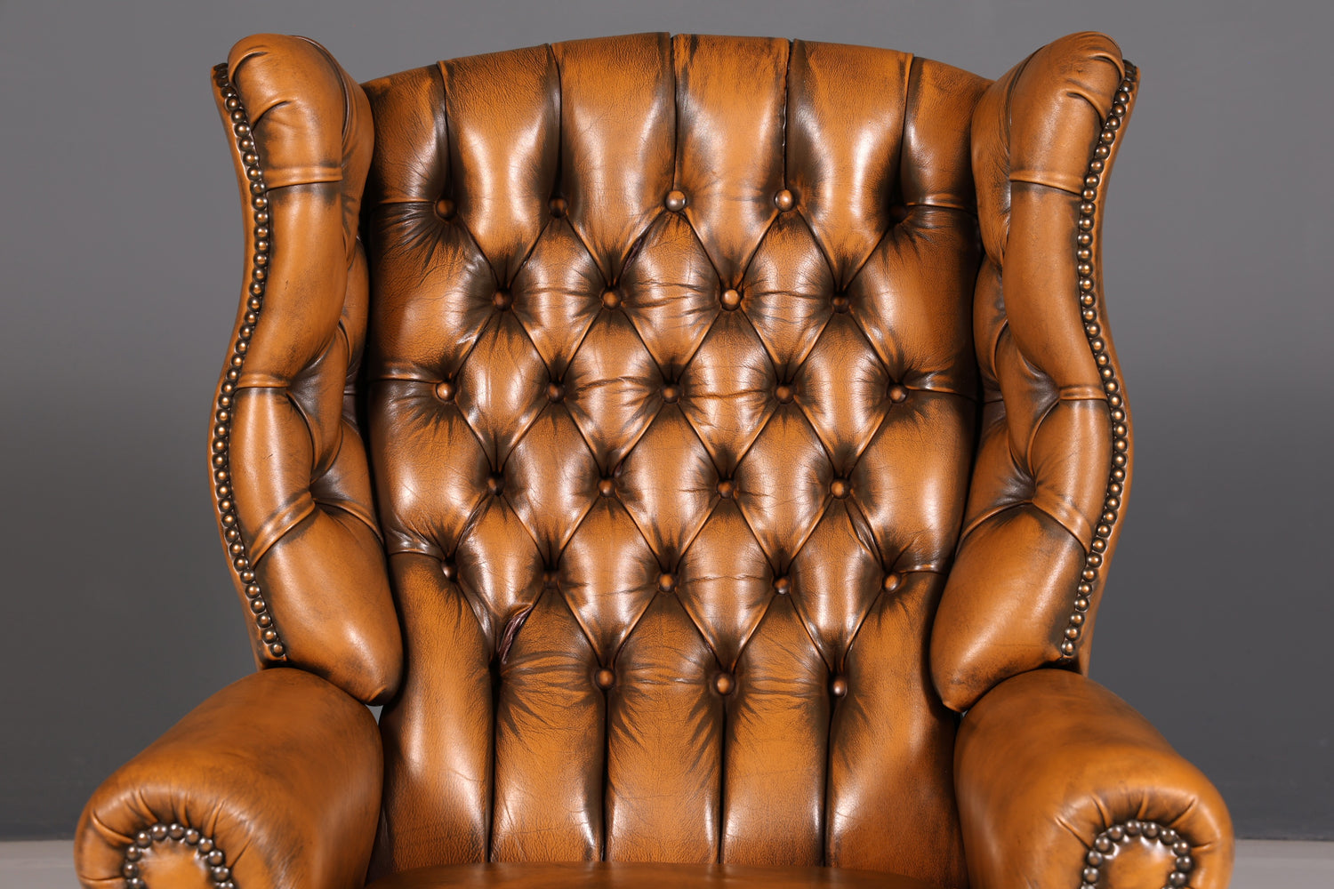 Original Chesterfield wingback armchair, genuine leather, English gentleman’s chair, leather armchair, soft leather, reclining function, antique vintage