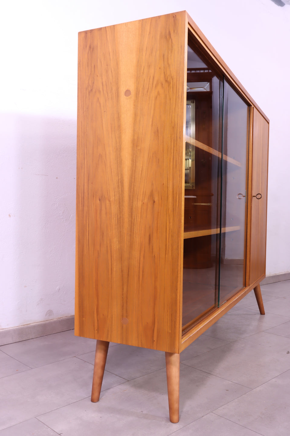 Mid Century Highboard Retro Vitrine Nussbaum Schrank Kommode