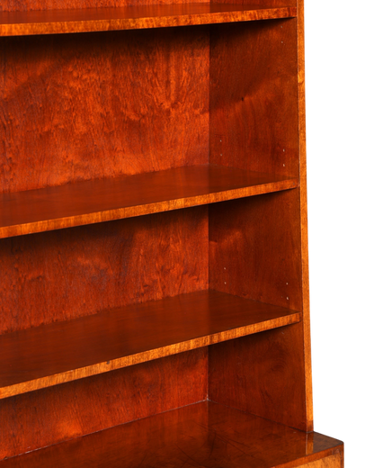 Hauptstadt Möblerei Mid Century Bücherregal aus Nussbaum mit höhenverstellbaren Regalböden im Vintage Design