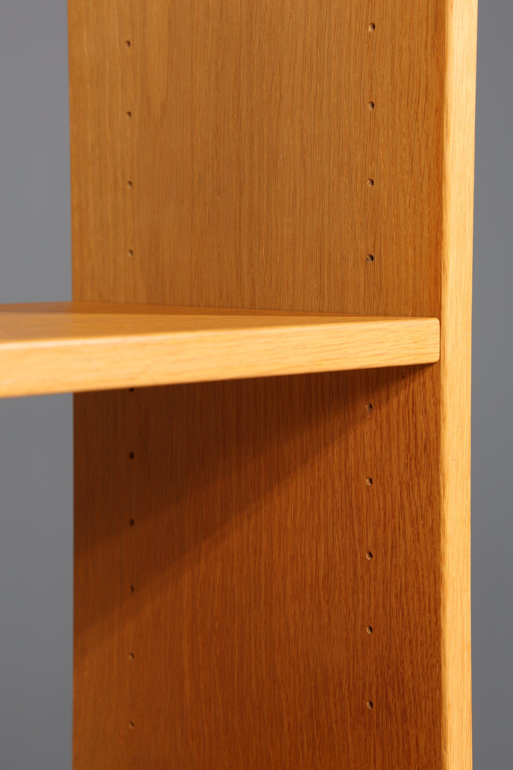 Wunderschönes Mid Century Regal Danish Design echt Holz Kommode skandinavisches Bücherregal