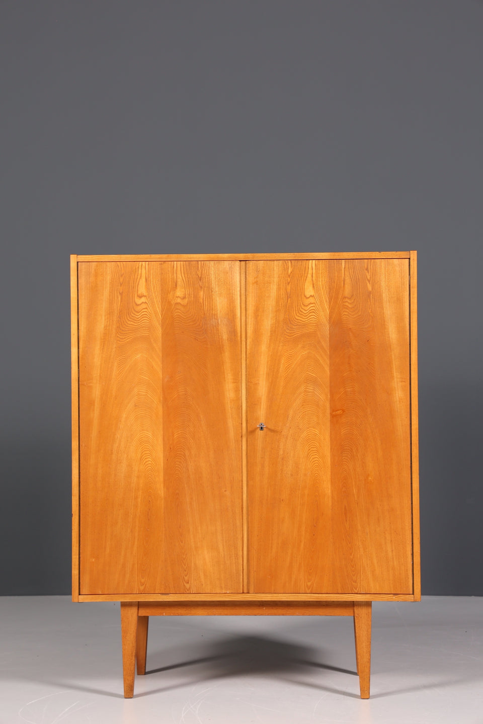 Original Hellerau Schrank Vintage Vertiko Kommode