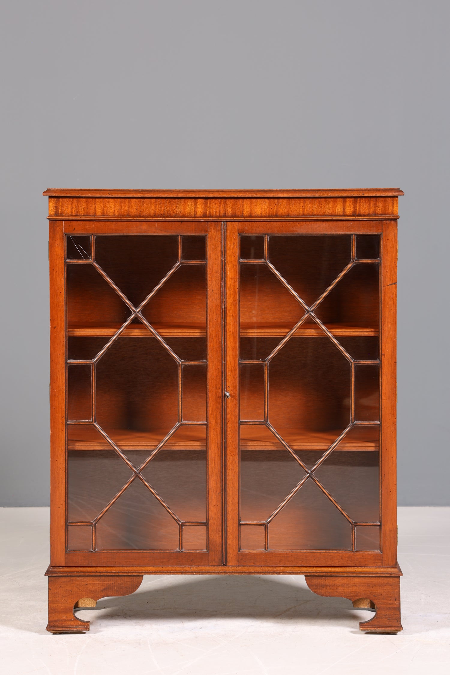 Wunderschöne Englische Vitrine Regal Buffet Antik Stil Englisch Glasvitrine Bücherregal