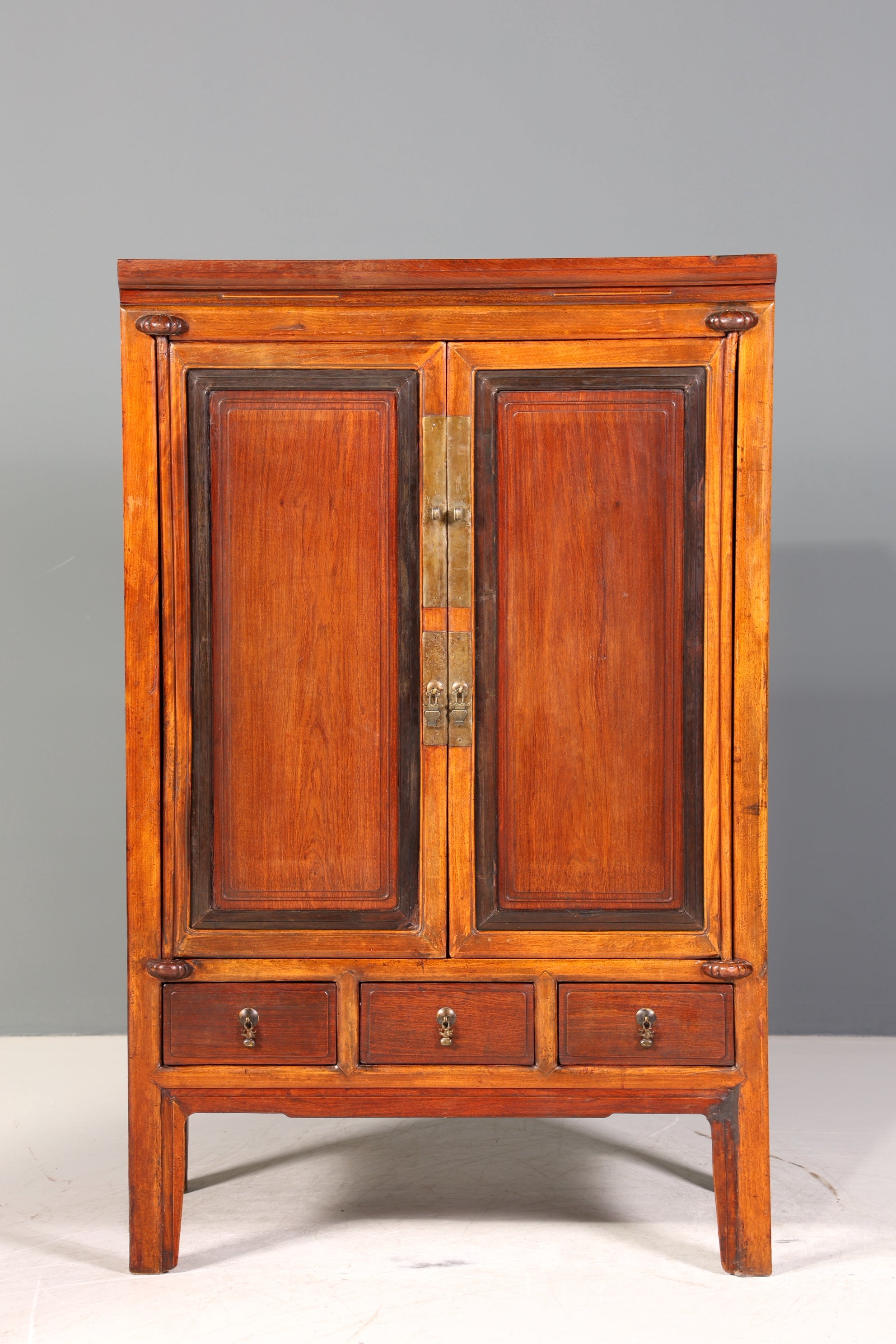 Wunderschöner Chinesischer Schrank China Kommode Asia Wäscheschrank Dielenschrank