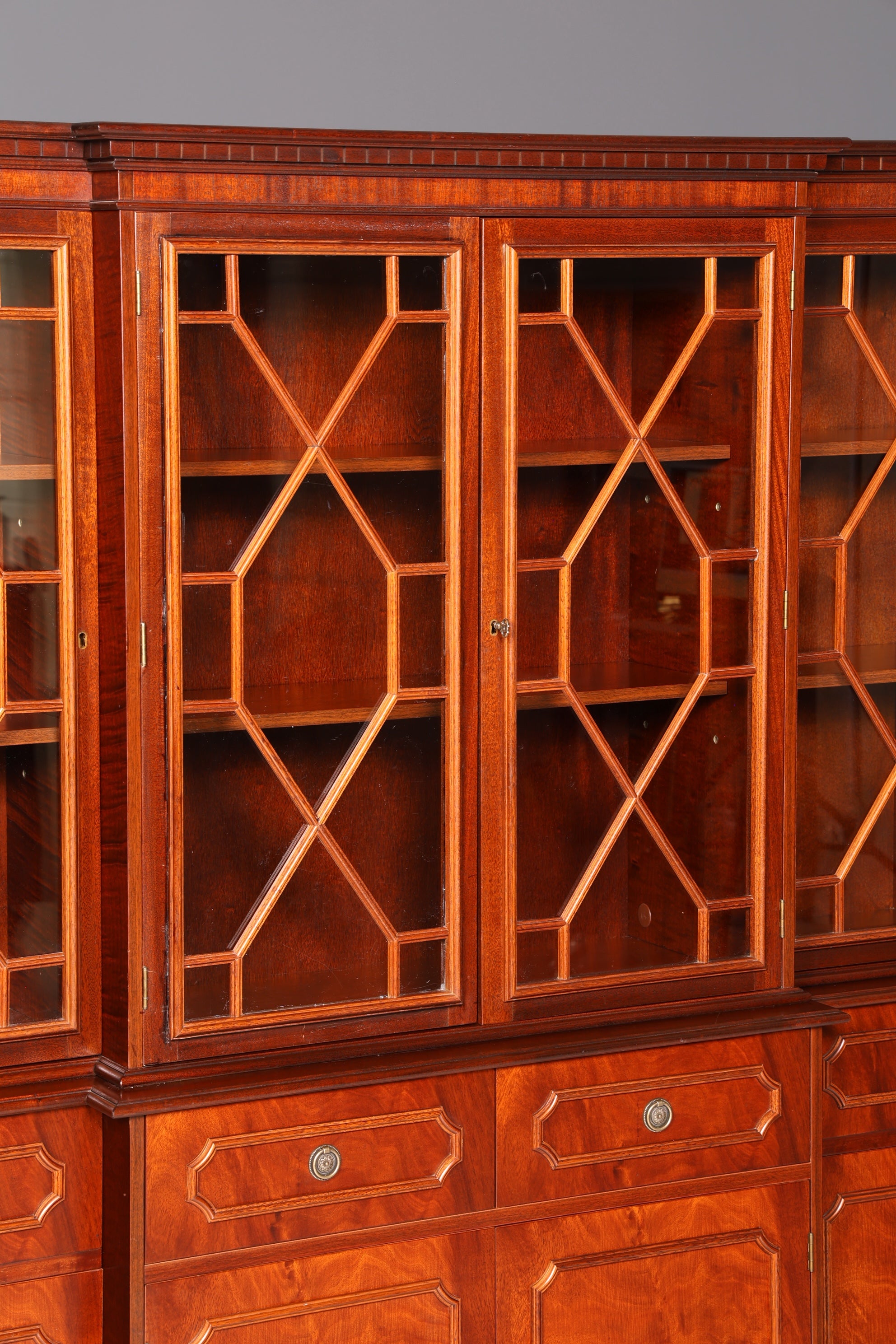 Beeindruckende Englische Vitrine Bibliothek Bücherschrank Glasvitrine Buffet Schrank Echt Holz Antik Vintage