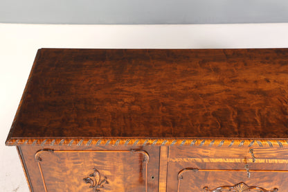 Traumhaftes Chippendale Sideboard Kommode Barock Stil echt Holz TV Schrank