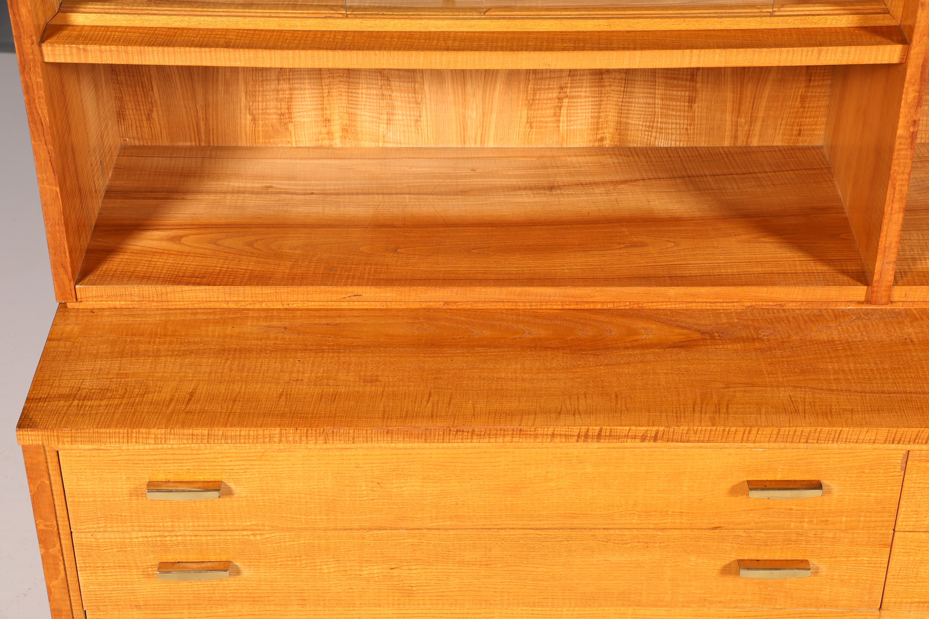 Wunderschöner XXL Mid Century Schrank Bücherregal Vintage Regal Bibliothek Holz Bookshelf