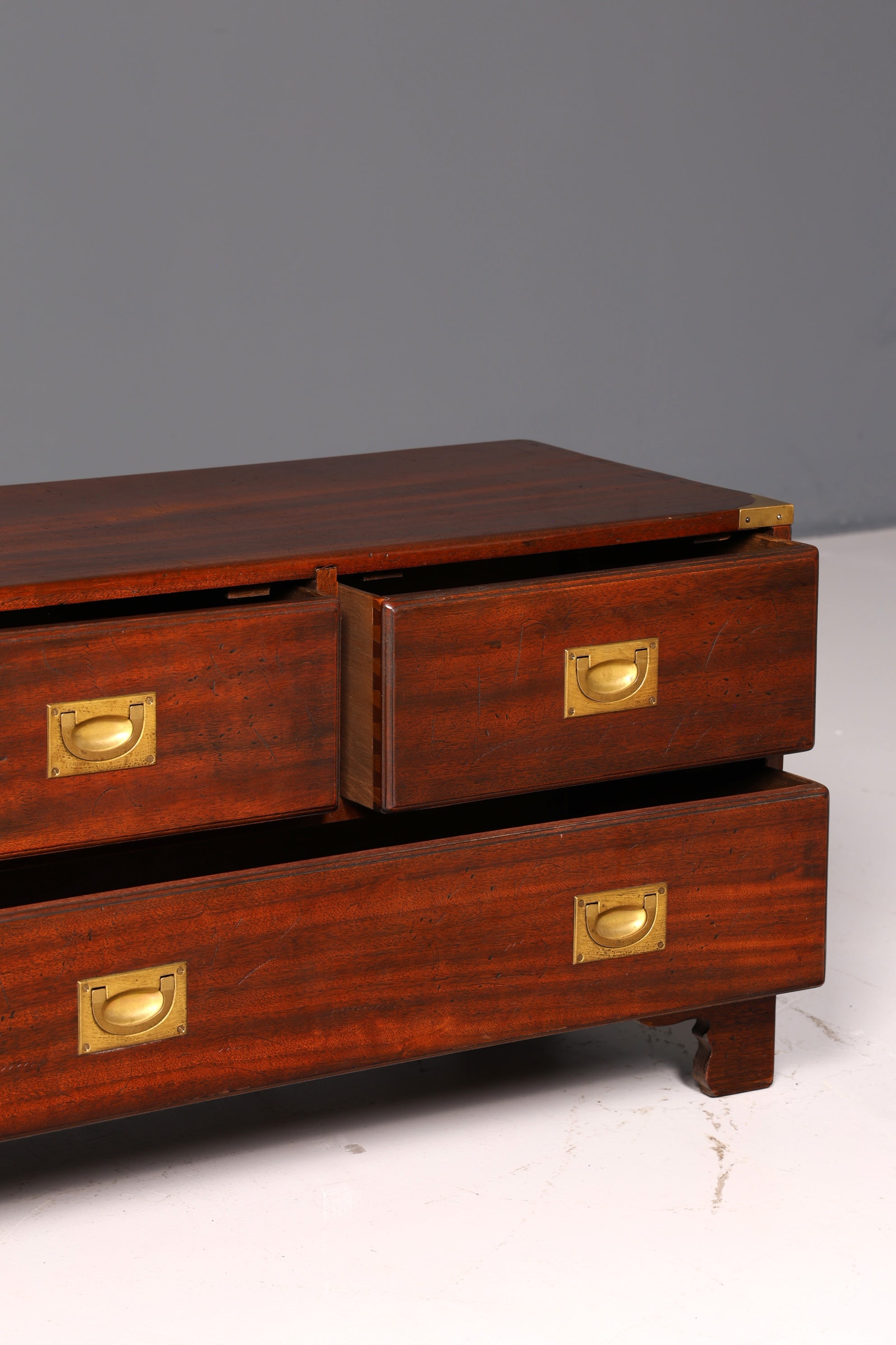 Wunderschöne Maritime Kommode Englisch Military Chest Schubladenkommode Wäschekommode Antik Massivholz