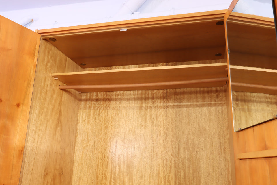 Original Hellerau Schrank Mid Century Kleiderschrank Retro Wäscheschrank