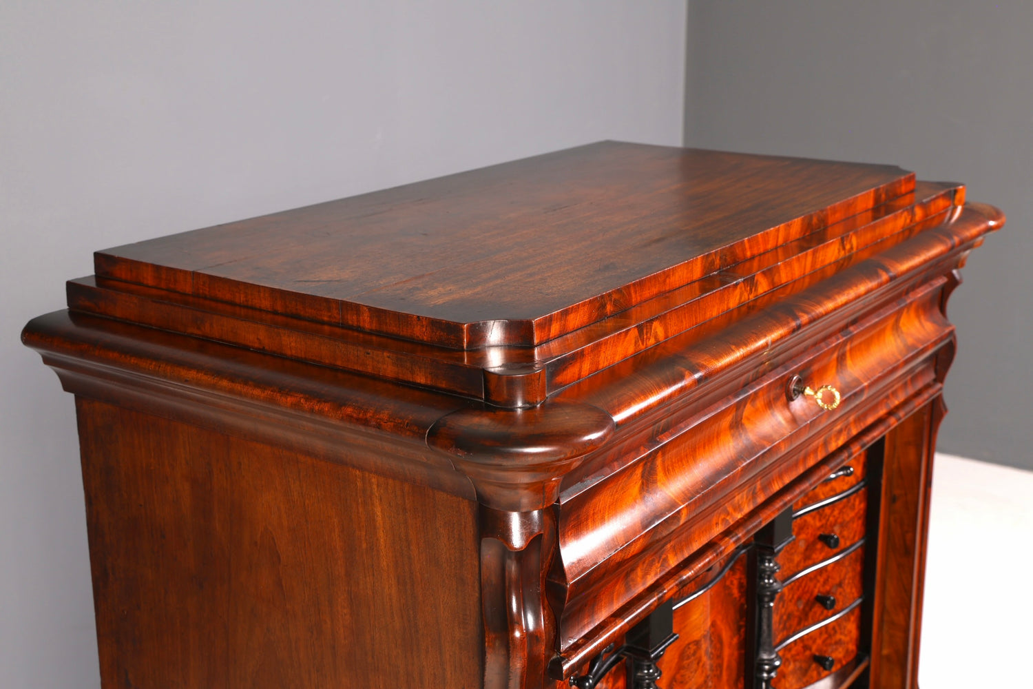 Wunderschöner Louis Philippe Sekretär Vertiko Highboard Schreibsekretär Biedermeier Massivholz um 1880