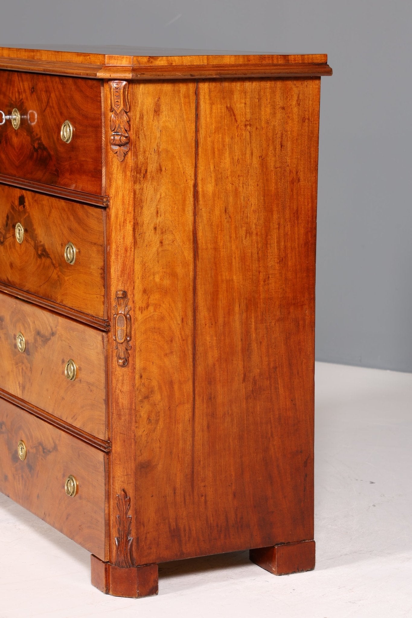 Beautiful Louis Philippe Secretary Vertiko Wilhelminian style walnut antique chest of drawers around 1880