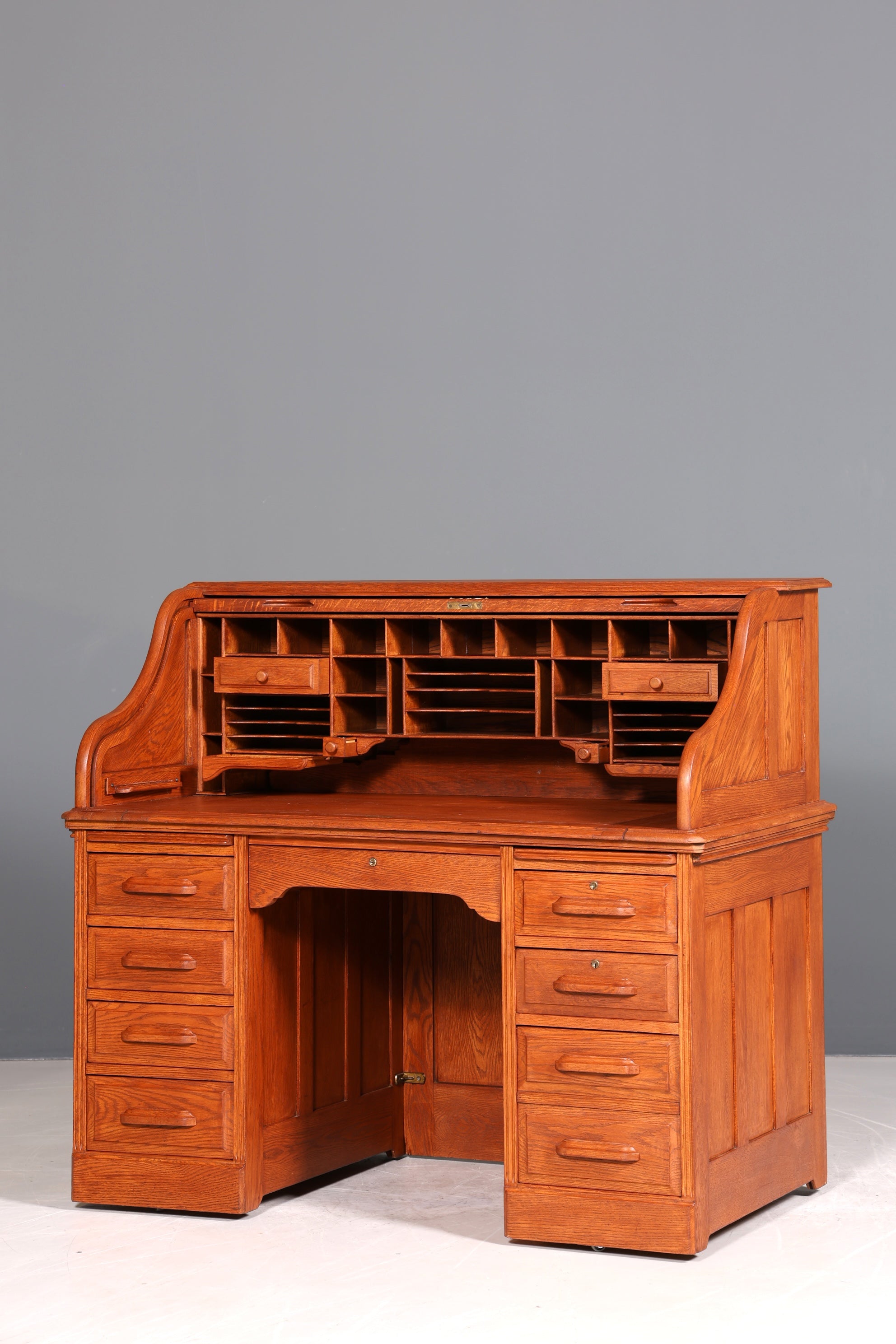 Wunderschöner Sekretär im Bauhaus Stil Rollladen Sekretär Art Deco Schreibtisch Office Table