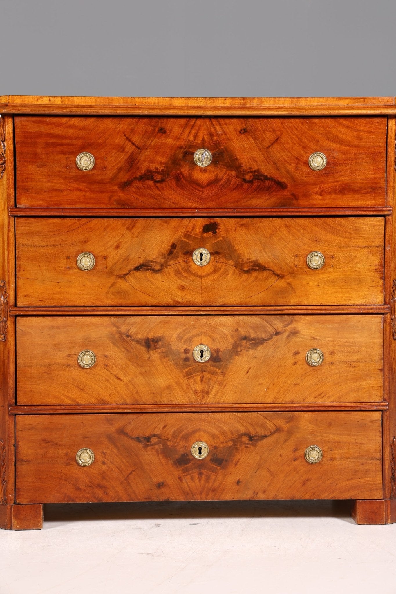 Beautiful Louis Philippe Secretary Vertiko Wilhelminian style walnut antique chest of drawers around 1880