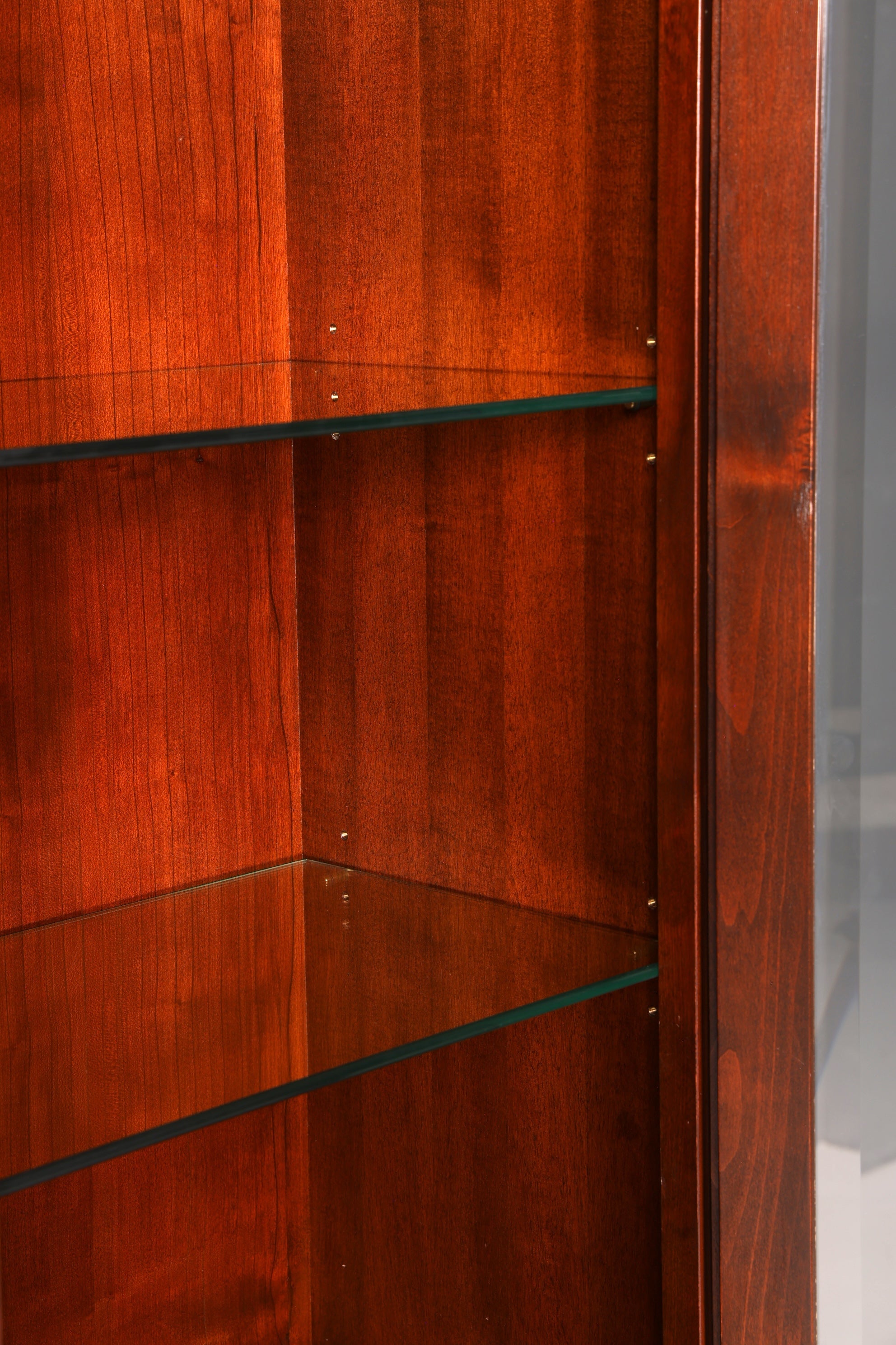 Wunderschöne Original Selva Vitrine Villa Borghese Antik Stil massiv Holz Buffet Schrank Bibliothek