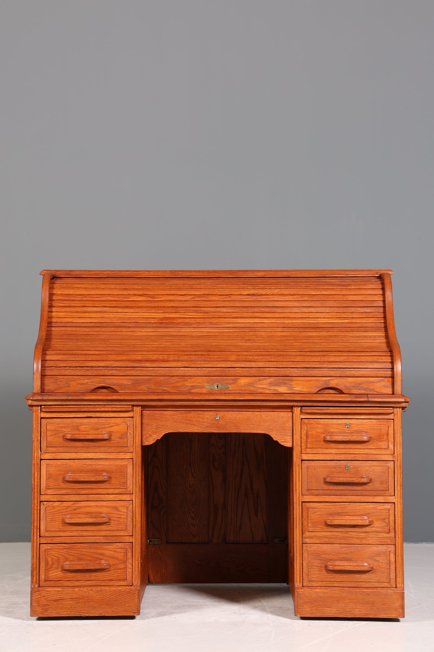 Wunderschöner Sekretär im Bauhaus Stil Rollladen Sekretär Art Deco Schreibtisch Office Table