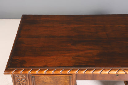 Imposanter Neorenaissance Schreibtisch Herrenzimmer Gründerzeit Bürotisch Antik Office Table