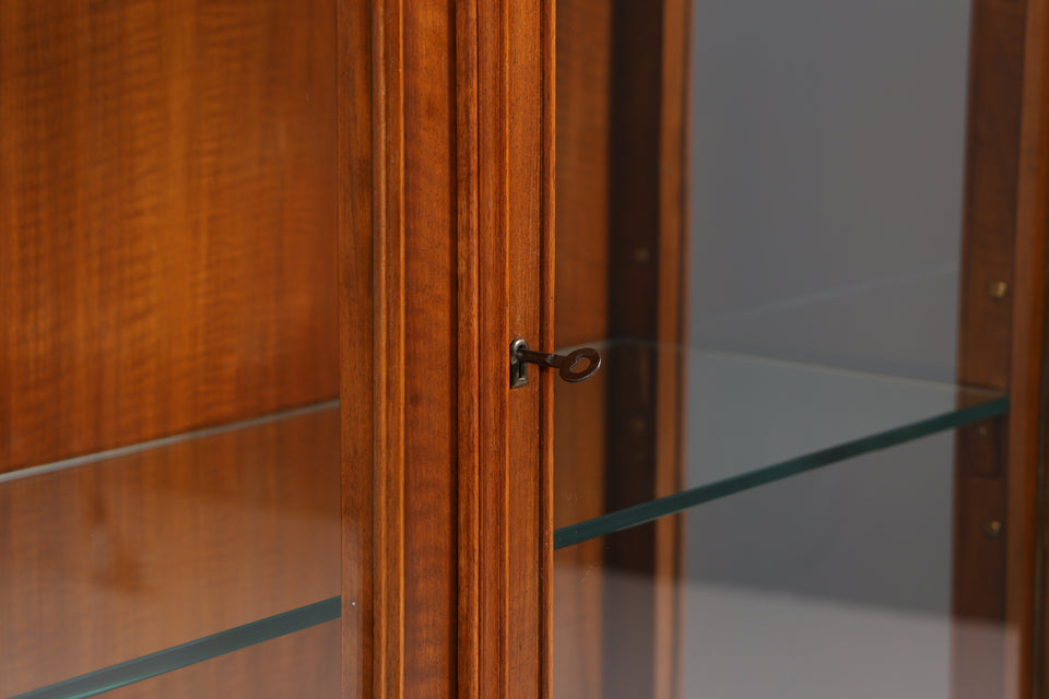 Prachtvolle Chippendale Vitrine Regal echt Holz Schrank 60s